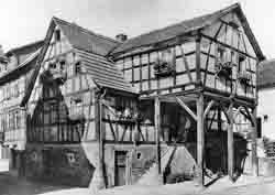 Stelzenhaus 1 k